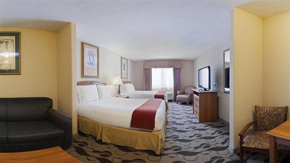 Holiday Inn Express Hotel & Suites Elgin By Ihg Zewnętrze zdjęcie