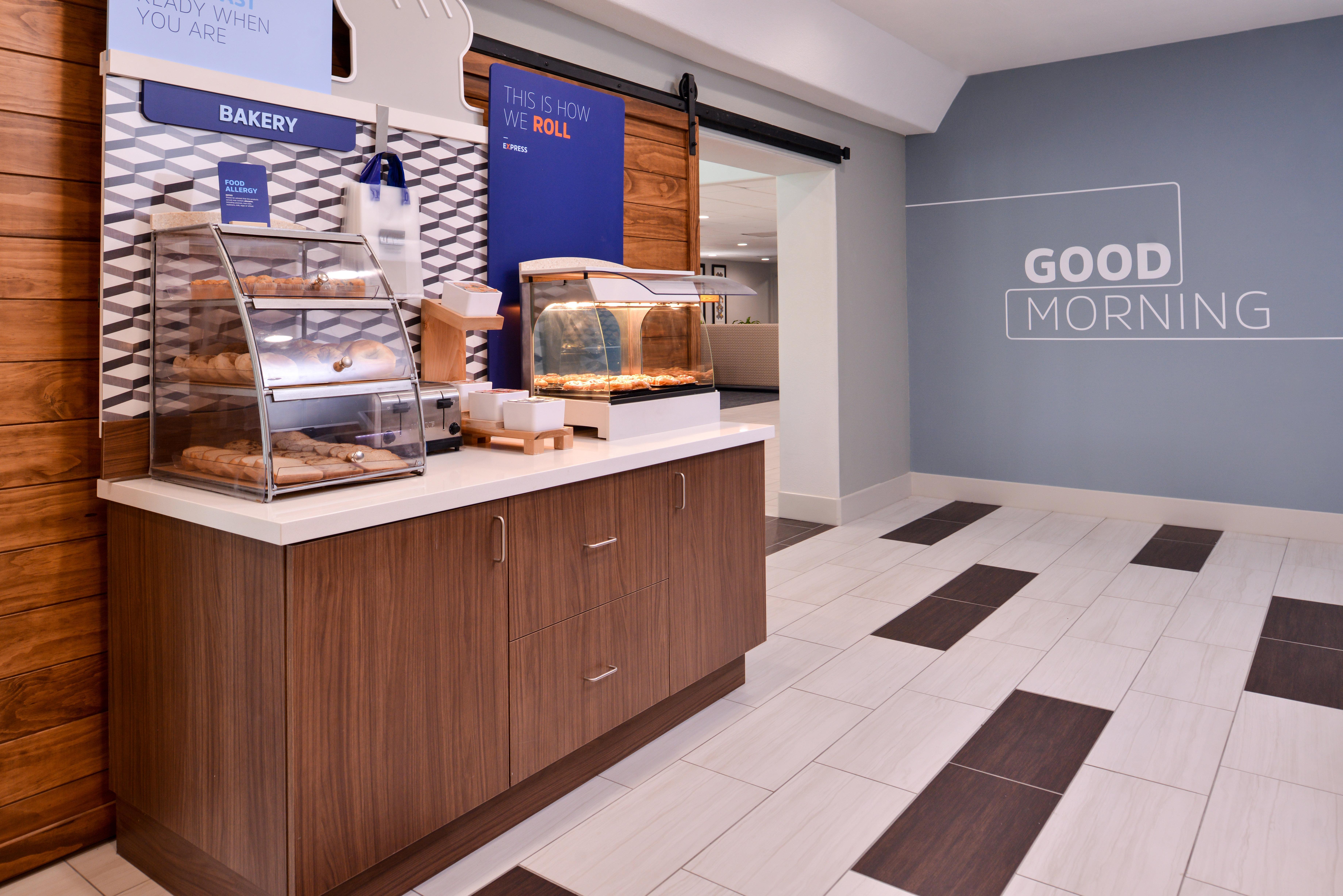 Holiday Inn Express Hotel & Suites Elgin By Ihg Zewnętrze zdjęcie