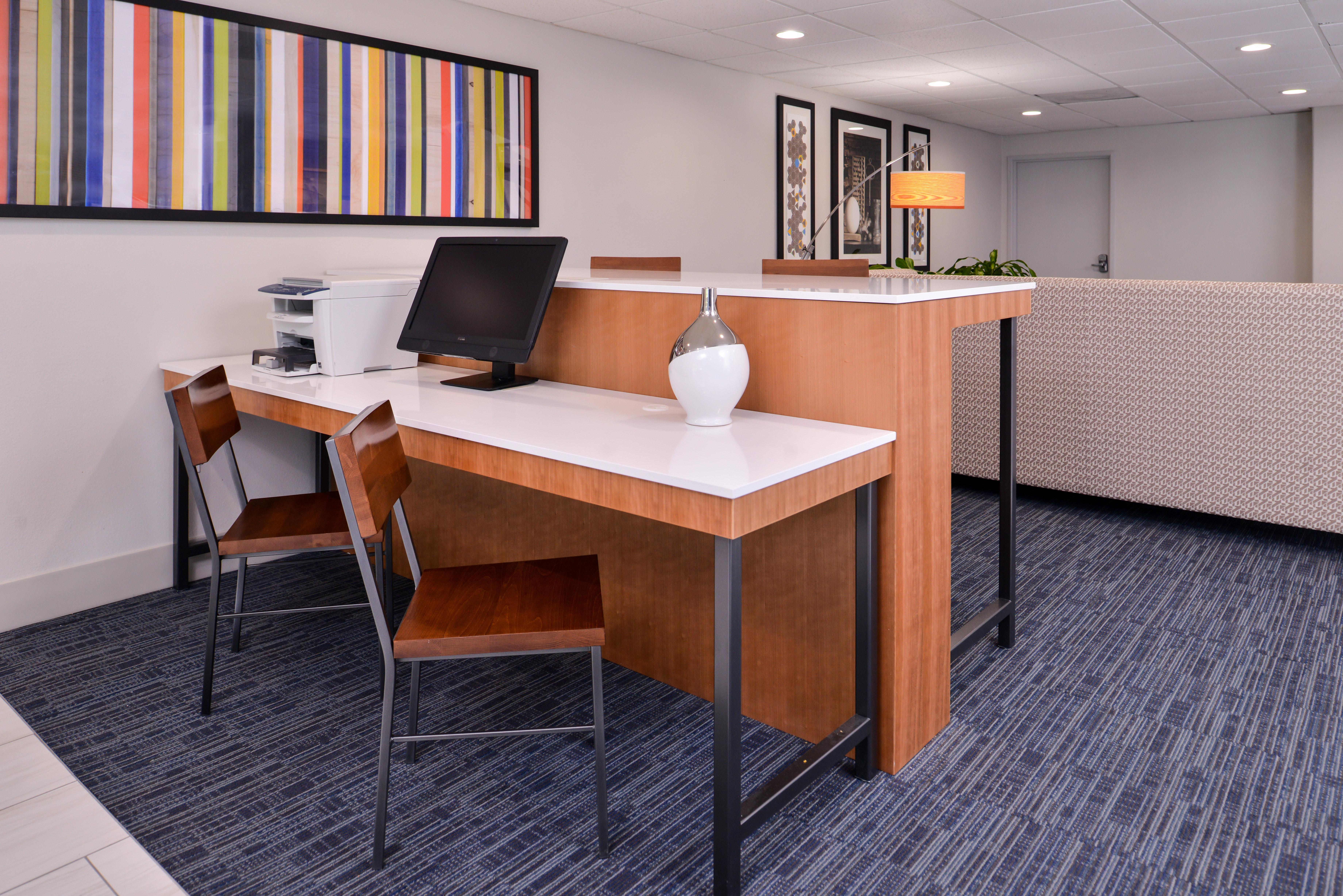 Holiday Inn Express Hotel & Suites Elgin By Ihg Zewnętrze zdjęcie